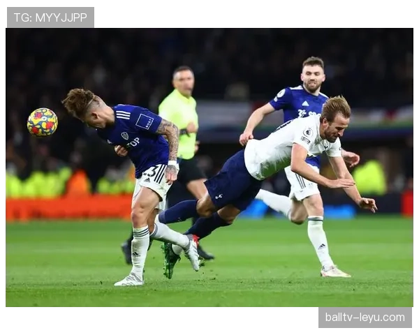 英超主力球员陆续归队，状态回暖成球队再创佳绩关键