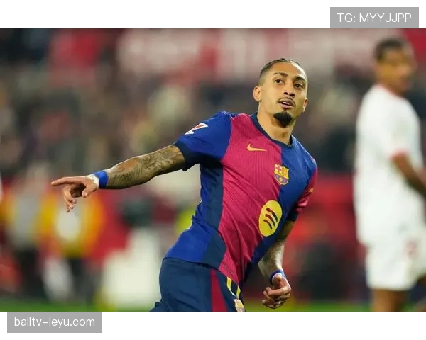 拉菲尼亚重返首发助球队状态回升，迎战强敌剑指新胜