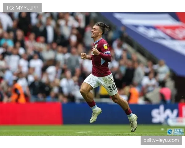 诺伊尔表现稳健，出击风格助力球队掌控比赛节奏和空间