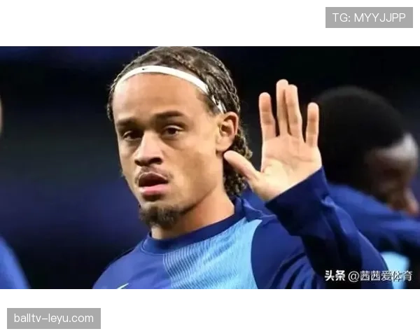 哈维·西蒙斯本赛季创造机会能力持续提升