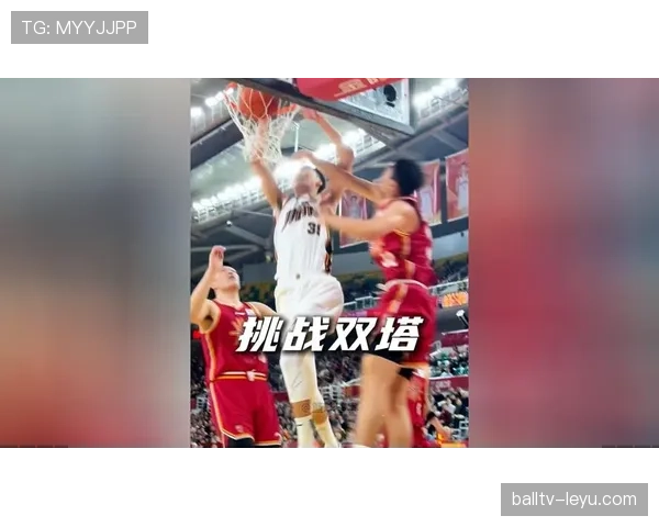 内内挡拆拉开空间助攻效率提升明显，超越昔日核心表现